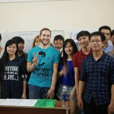 Hai giờ học IELTS với giáo viên bản ngữ